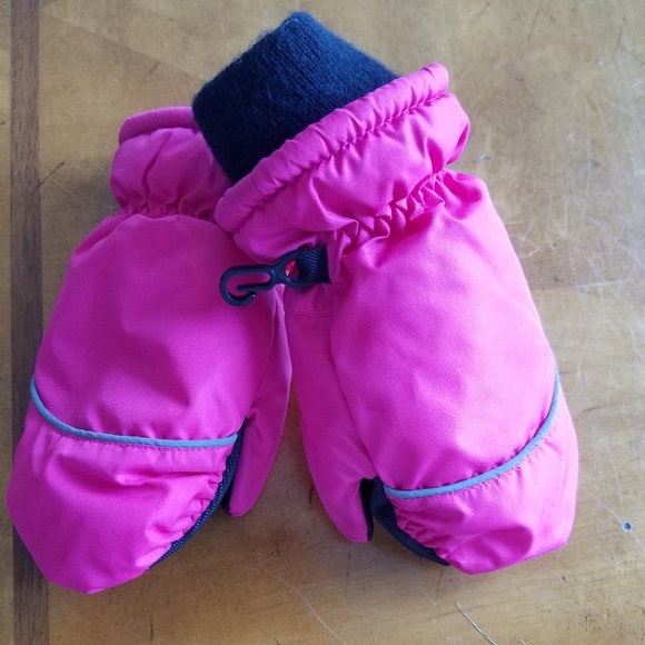 Target Other - Girl's 2T-5T Winter Mittens Pink Gloves Kids Toddler